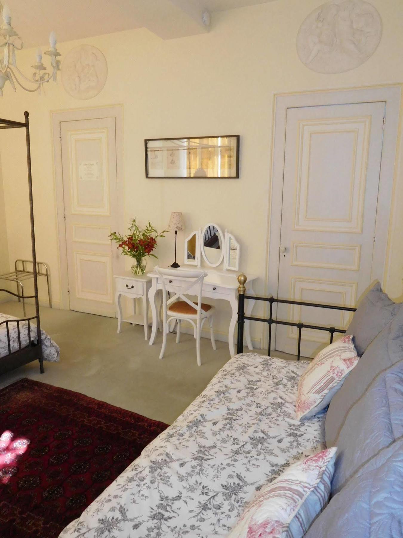 Chambres D'Hotes Chateau De Courcelette Hem ภายนอก รูปภาพ